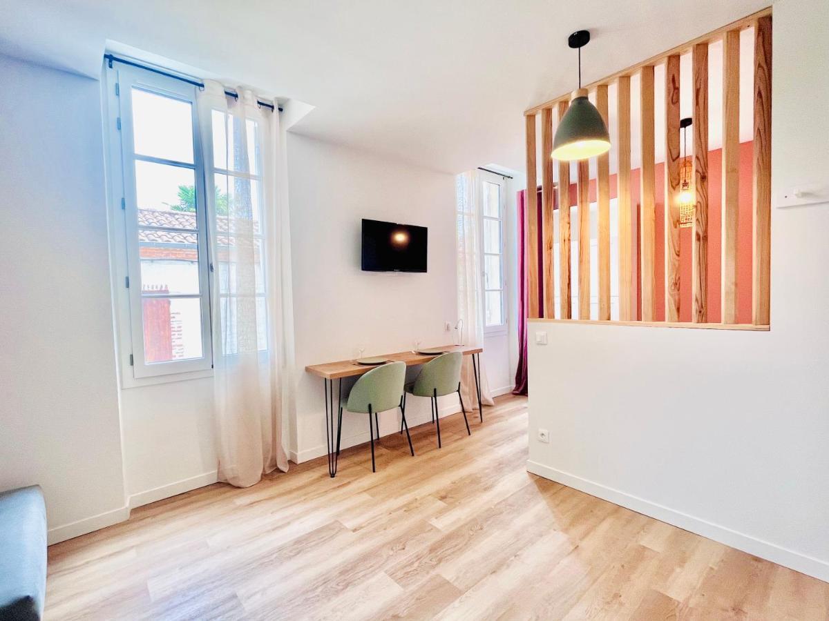 Le Quai 3 - Studio Neuf Lumineux Calme - Clim - Wifi - Gare A 200M Agén Exterior foto